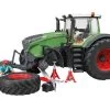 Bruder 4041 Fendt 15 Vario Met Monteur En Accessoires