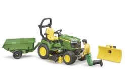 Bruder 62104 John Deere Zitmaaier Met Tuinman En Accessoires 11 Bruder 62104 John Deere Zitmaaier Met Tuinman En Accessoires -Bruder Winkel grasmaaier.jpg 2.jpg 3