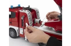 Bruder 3590 Scania R-Serie Brandweer Met Spuit En Sirene -Bruder Winkel zand 33